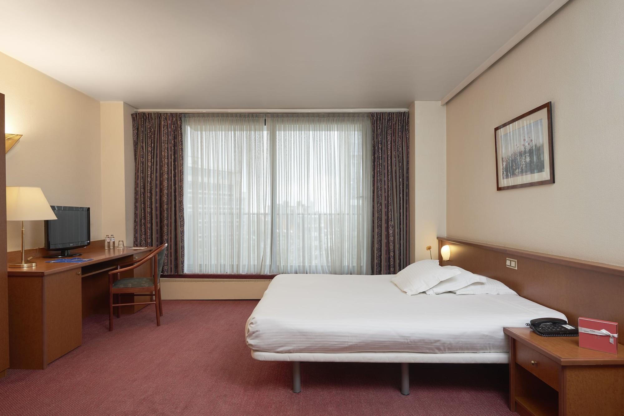 Hotel Brüksel Dış mekan fotoğraf