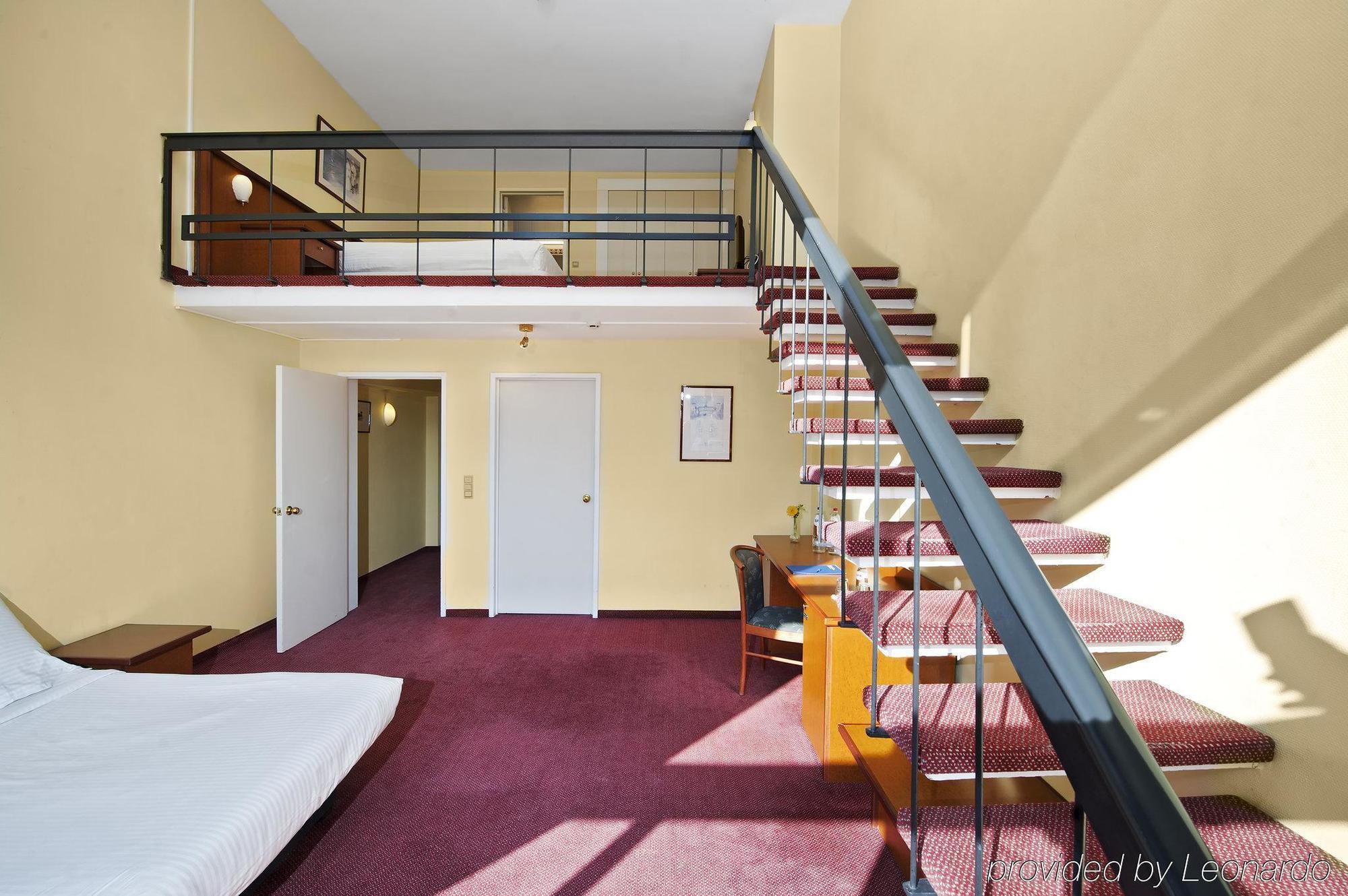 Hotel Brüksel Dış mekan fotoğraf