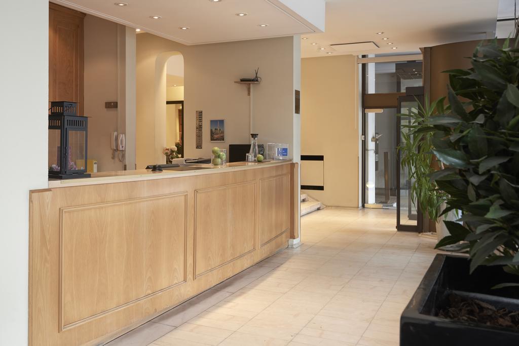 Hotel Brüksel Dış mekan fotoğraf