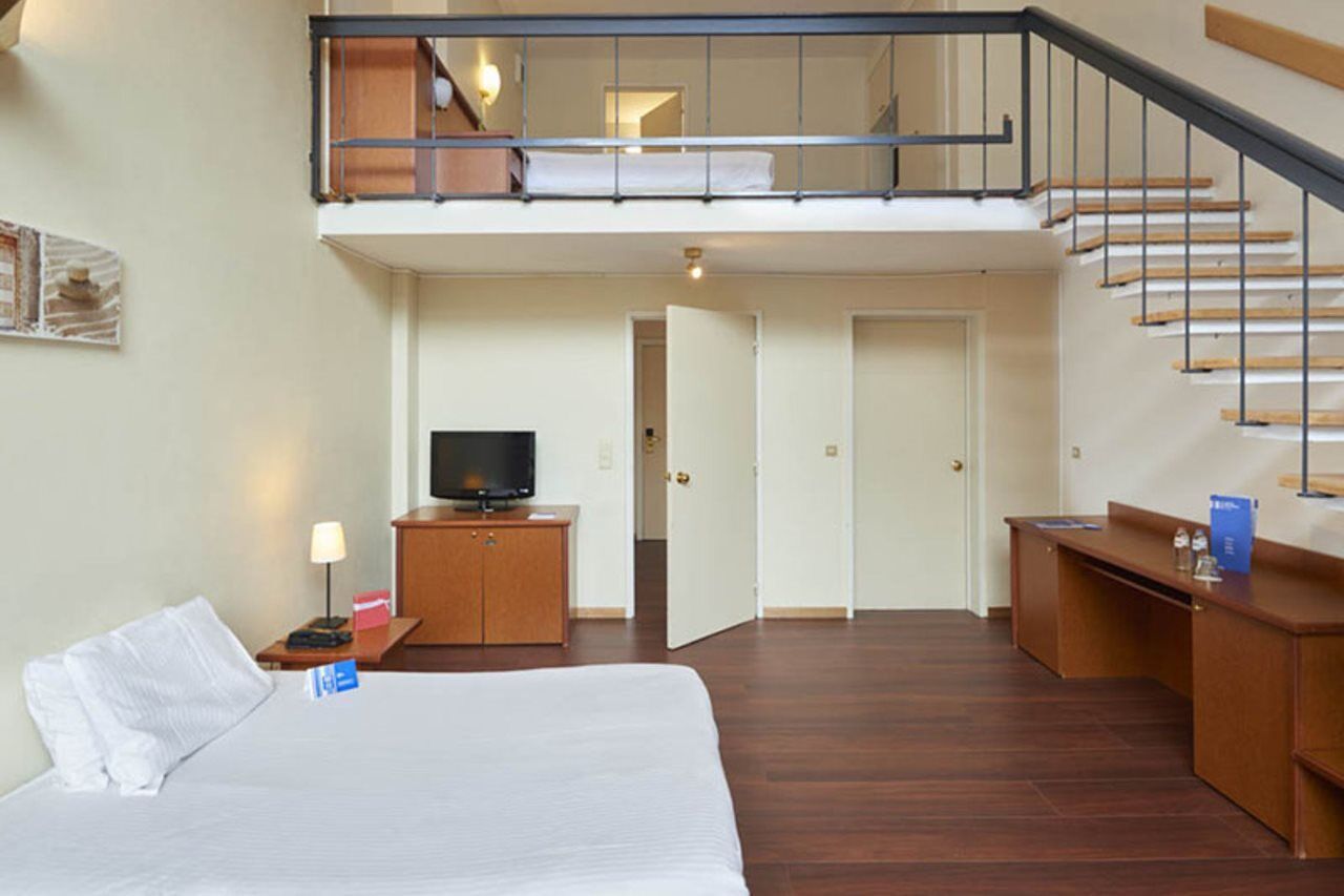 Hotel Brüksel Dış mekan fotoğraf
